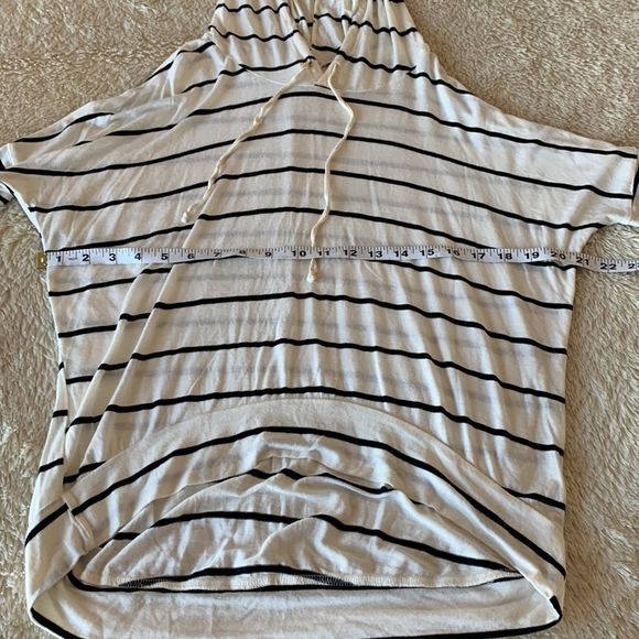 Hoodie Tee  - Picture 14 of 16